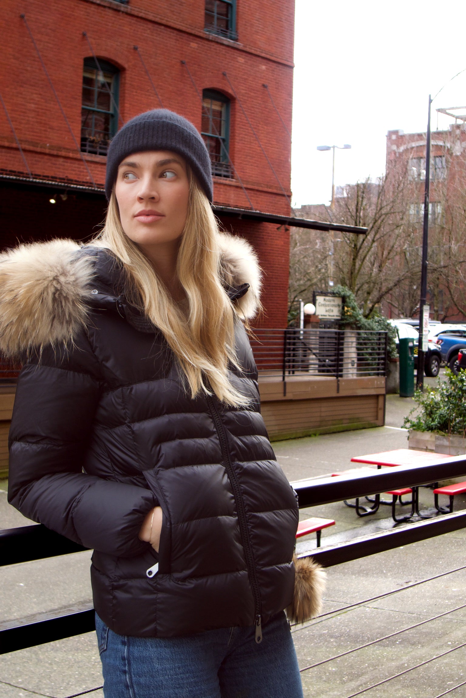 Camille Short w/Fur – Monel USA